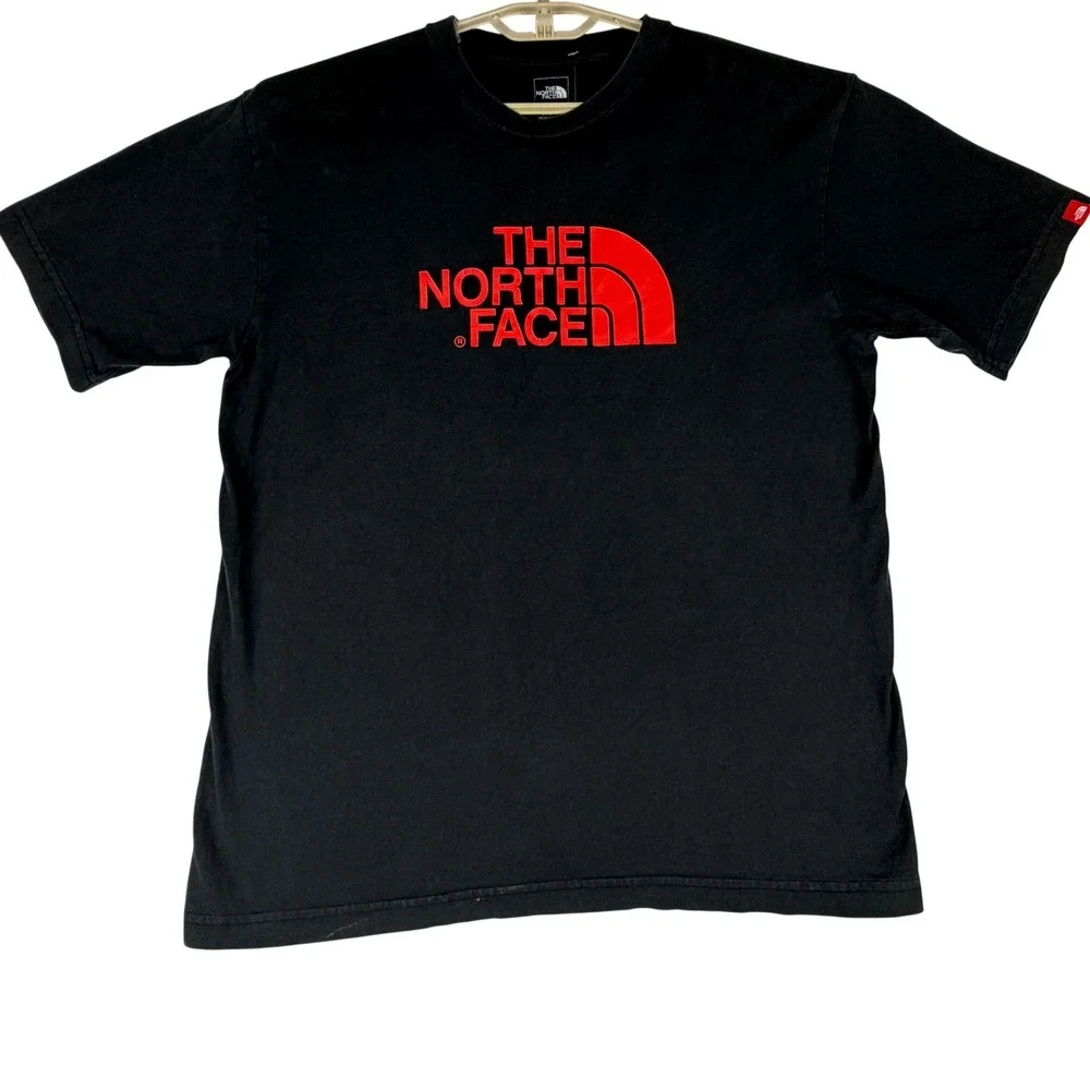 The North Face T Shirt Mens M Black Red Big Logo Cotton Graphic Tee